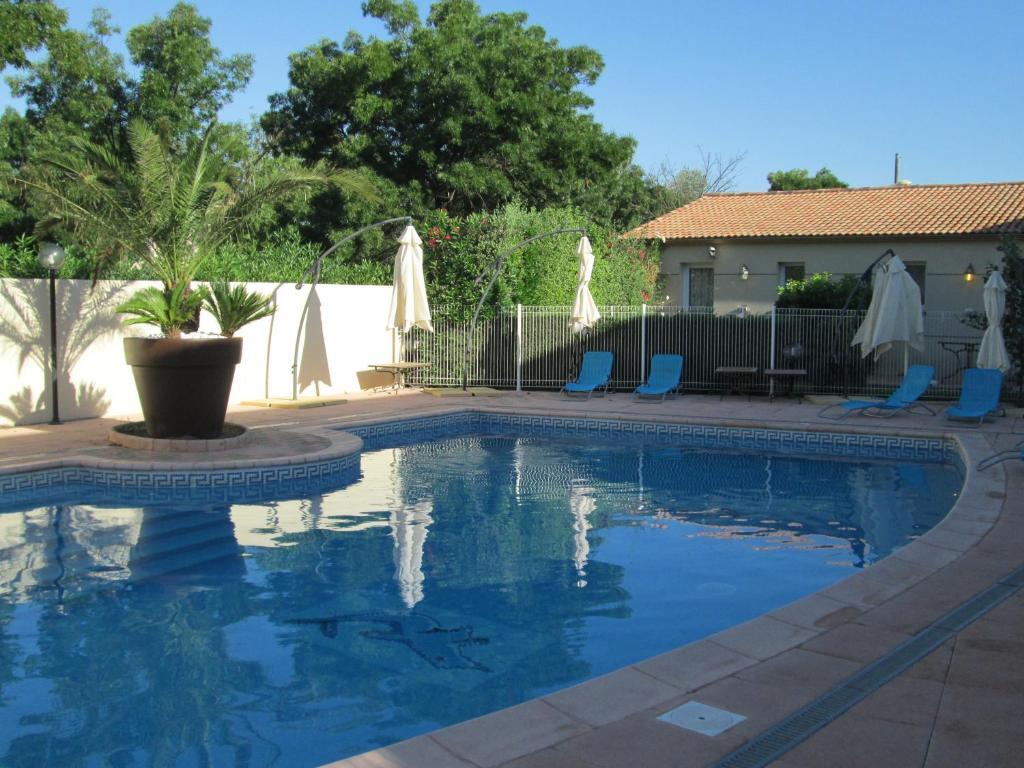 Top Motel Istres Exterior photo