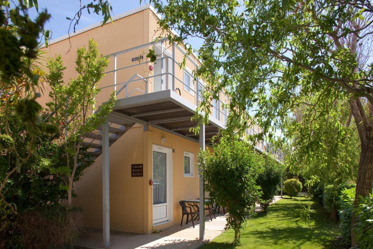 Top Motel Istres Exterior photo